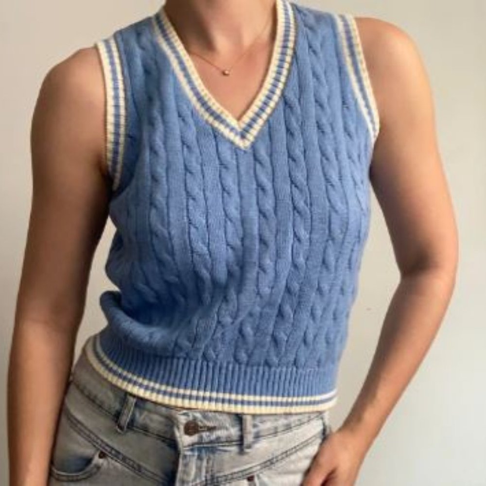 Brandy Melville Marlena sweater vest